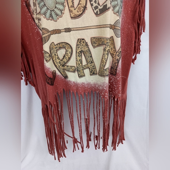 2 FOR $30 Fringed Rodeo Crazy Graphic Top (#1,281) - Picture 3 of 10